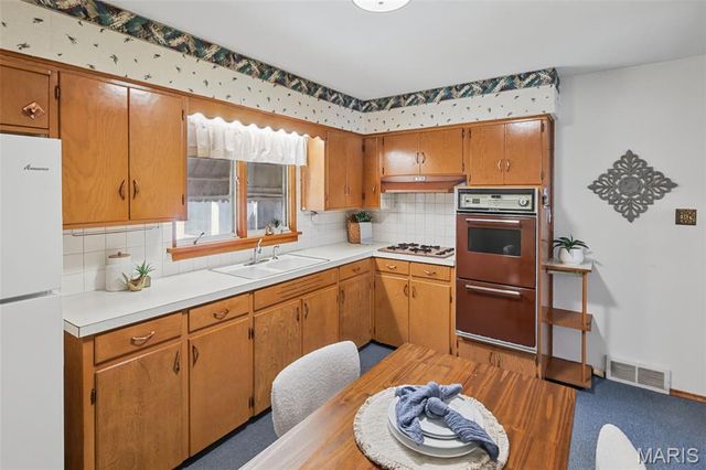 1142 Beaumont Street, Alton, IL 62002