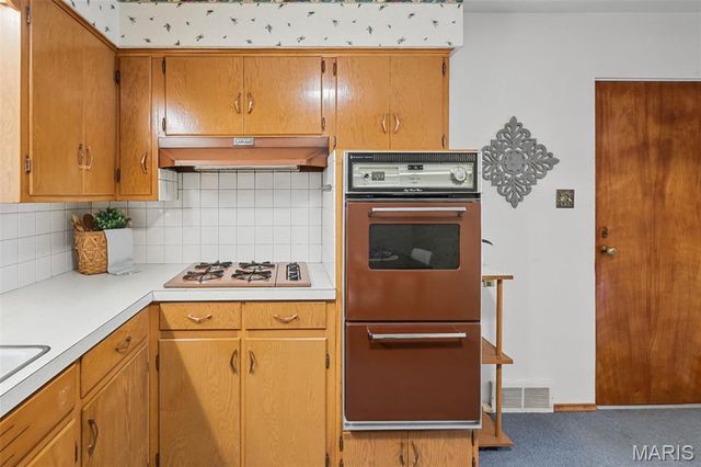 1142 Beaumont Street, Alton, IL 62002