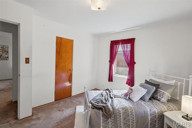 1142 Beaumont Street, Alton, IL 62002