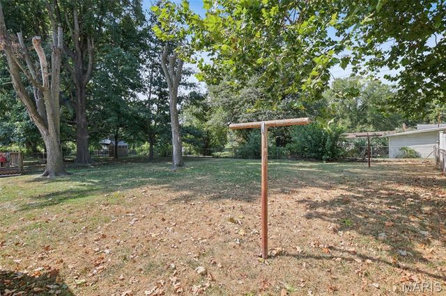 1142 Beaumont Street, Alton, IL 62002