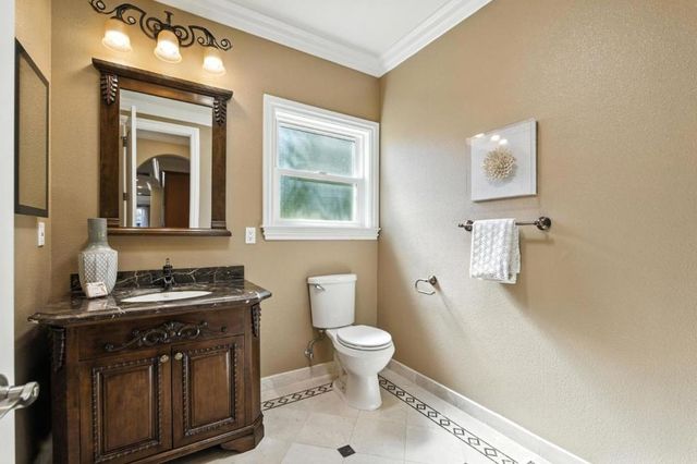 21976 Mcclellan Road, Cupertino, CA 95014