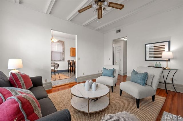 4334 Lindell Boulevard, St Louis, MO 63108