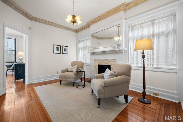 4334 Lindell Boulevard, St Louis, MO 63108