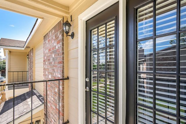 7402 Alabonson Road 510, Houston, TX 77088