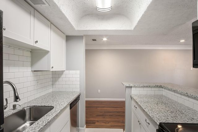 7402 Alabonson Road 510, Houston, TX 77088