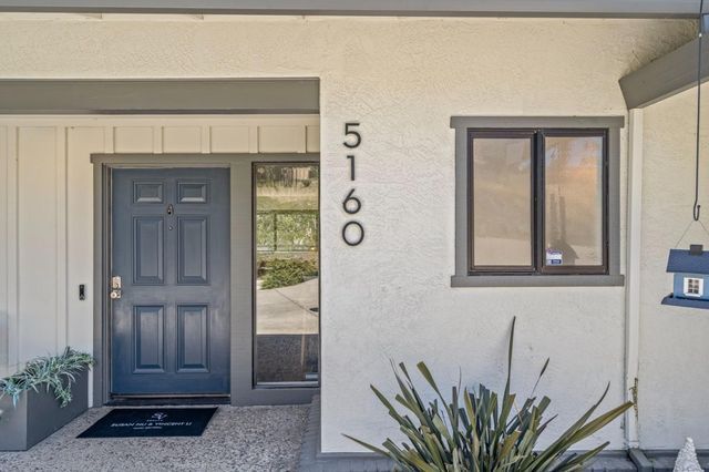 5160 Old Redwood Road, Oakland, CA 94619
