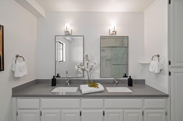 5160 Old Redwood Road, Oakland, CA 94619