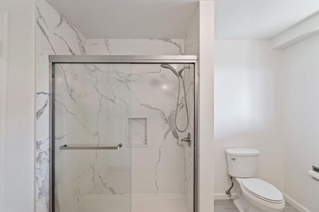 5160 Old Redwood Road, Oakland, CA 94619