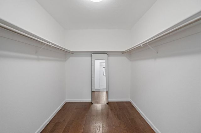 5160 Old Redwood Road, Oakland, CA 94619