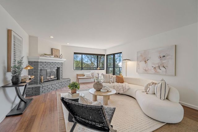 5160 Old Redwood Road, Oakland, CA 94619