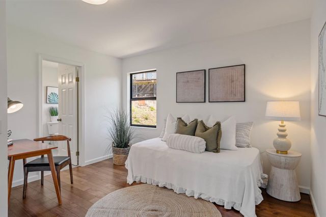 5160 Old Redwood Road, Oakland, CA 94619