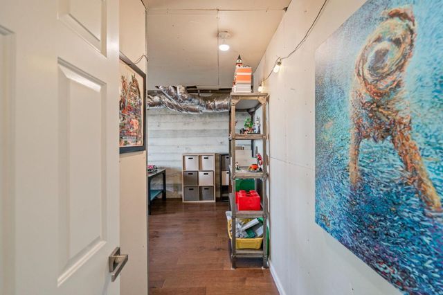 5160 Old Redwood Road, Oakland, CA 94619