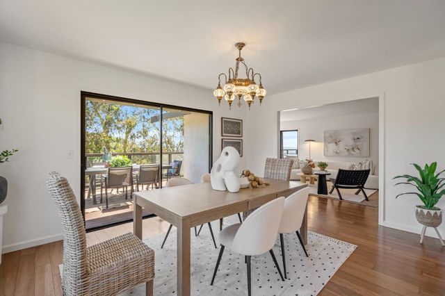 5160 Old Redwood Road, Oakland, CA 94619
