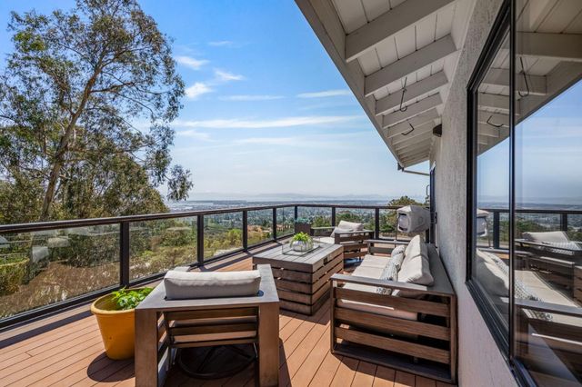 5160 Old Redwood Road, Oakland, CA 94619