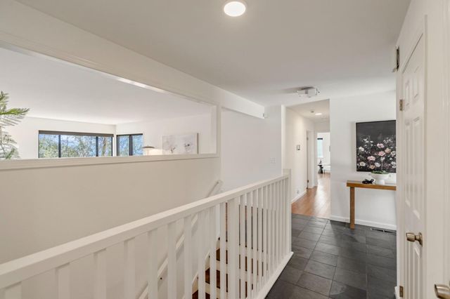 5160 Old Redwood Road, Oakland, CA 94619