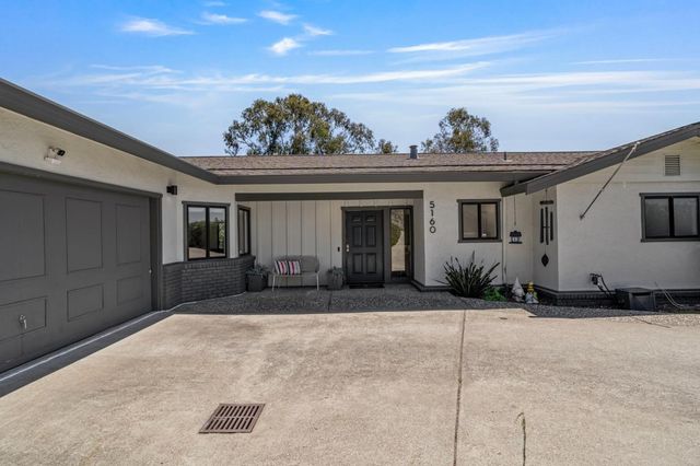 5160 Old Redwood Road, Oakland, CA 94619