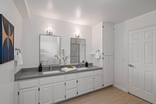 5160 Old Redwood Road, Oakland, CA 94619