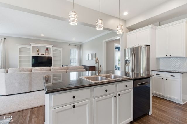 14661 Parkhurst Drive, Westfield, IN 46074