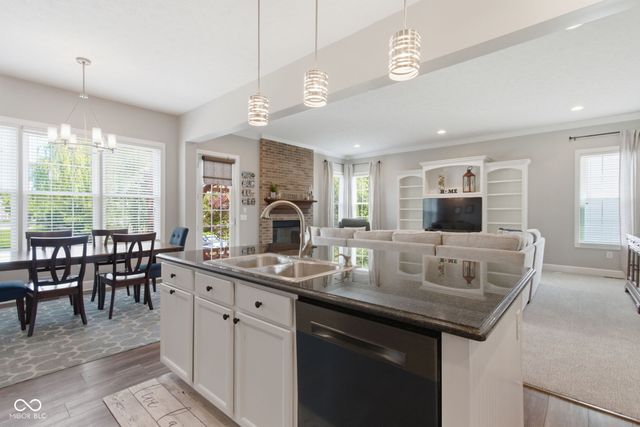 14661 Parkhurst Drive, Westfield, IN 46074