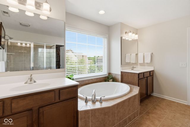 14661 Parkhurst Drive, Westfield, IN 46074