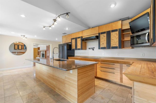 322 WELLINGTON DRIVE, Palm Coast, FL 32164