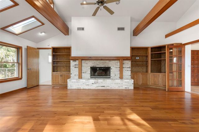 322 WELLINGTON DRIVE, Palm Coast, FL 32164