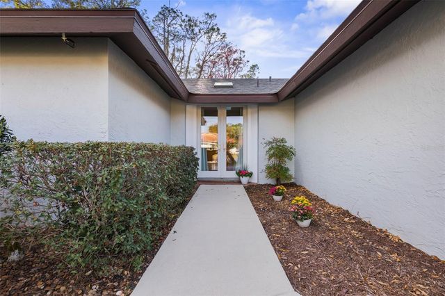 322 WELLINGTON DRIVE, Palm Coast, FL 32164