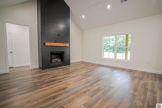 8335 Danube Drive, West Paducah, KY 42086