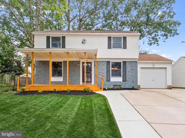 106 LAKESIDE DR, Glassboro, NJ 08028