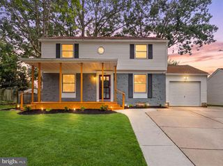 106 LAKESIDE DR, Glassboro, NJ 08028