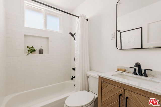 6632 W 83rd Street, Los Angeles, CA 90045