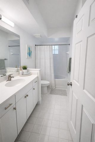 17125 N Bay Rd 3105, Sunny Isles Beach, FL 33160
