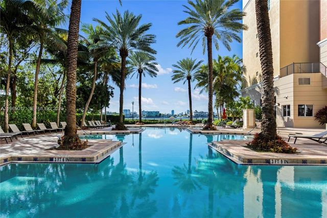 17125 N Bay Rd 3105, Sunny Isles Beach, FL 33160