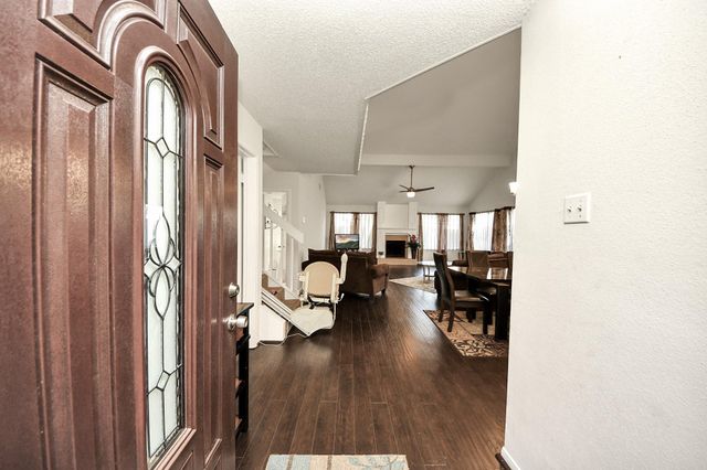 12834 Ashford Creek Drive, Houston, TX 77082