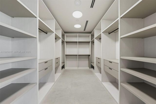 3551 Crystal Ct, Miami, FL 33133