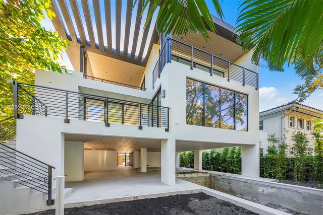 3551 Crystal Ct, Miami, FL 33133