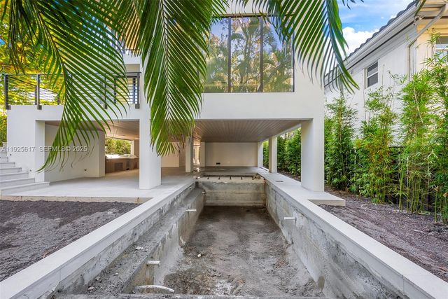 3551 Crystal Ct, Miami, FL 33133