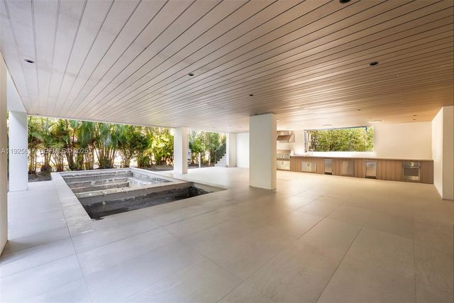 3551 Crystal Ct, Miami, FL 33133