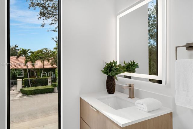 3551 Crystal Ct, Miami, FL 33133