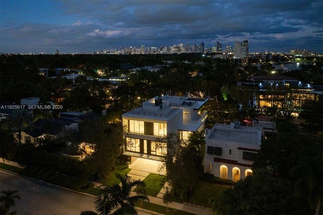 3551 Crystal Ct, Miami, FL 33133