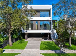 3551 Crystal Ct, Miami, FL 33133