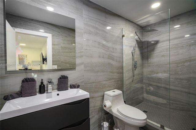 1244 Garfield Street, Hollywood, FL 33019