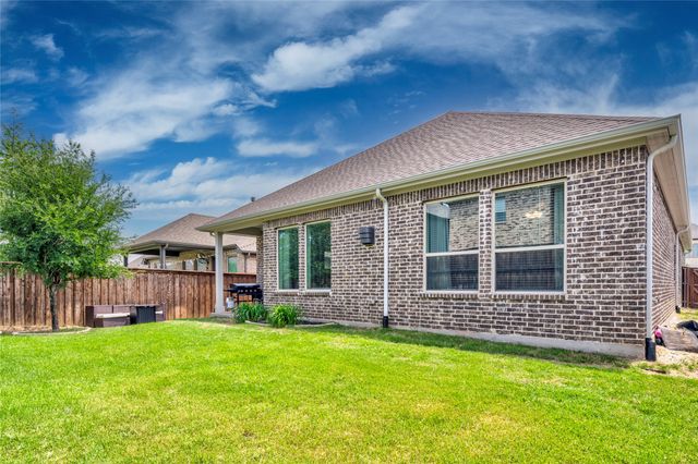 356 Greenbriar Road, Little Elm, TX 75068