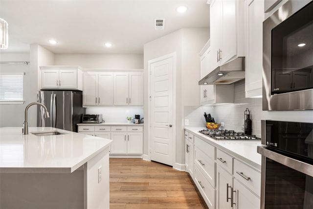 356 Greenbriar Road, Little Elm, TX 75068