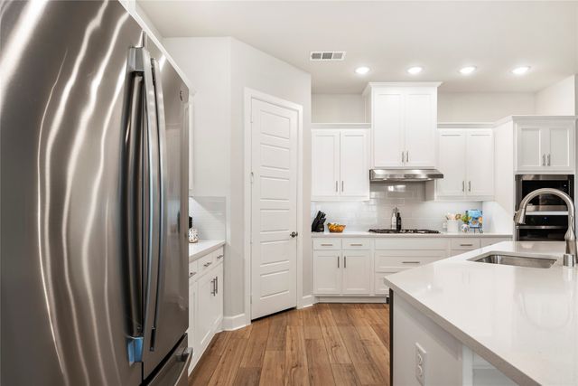356 Greenbriar Road, Little Elm, TX 75068
