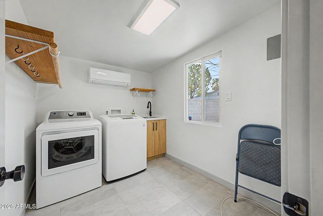 440 E BEATRYCE Street, Tempe, AZ 85288