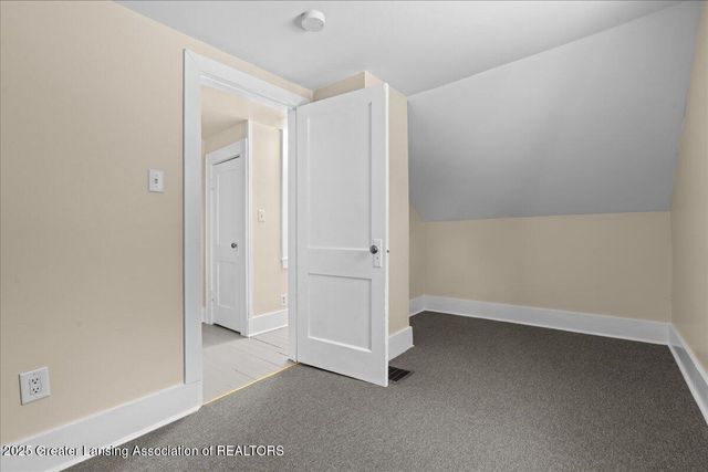 2106 Coolridge Road, Holt, MI 48842