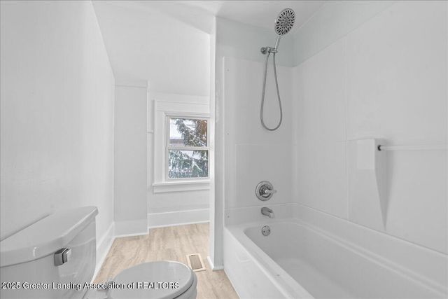 2106 Coolridge Road, Holt, MI 48842