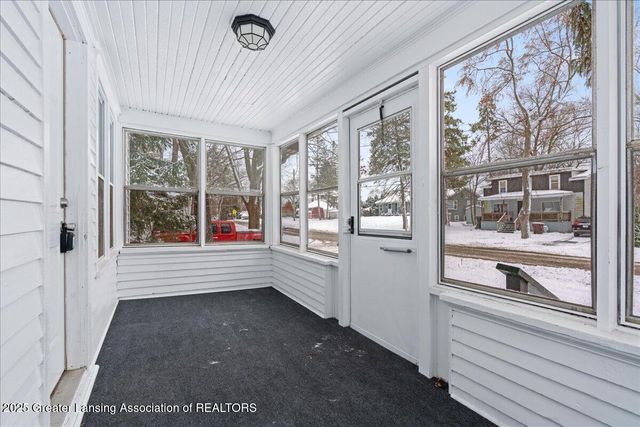 2106 Coolridge Road, Holt, MI 48842