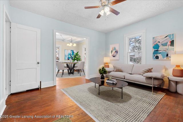 2106 Coolridge Road, Holt, MI 48842